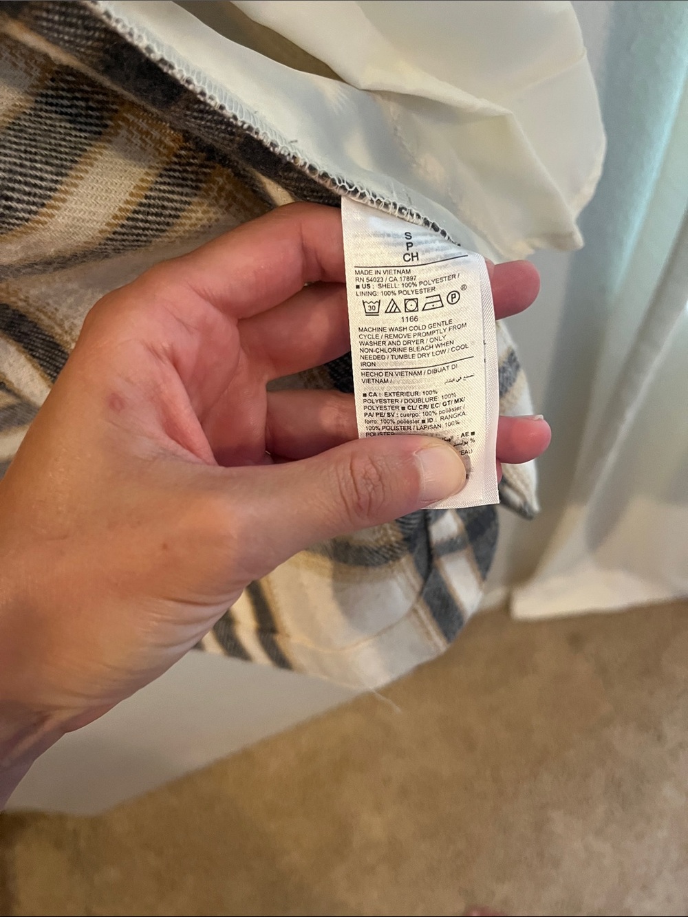 Shacket - Picture 5 of 5